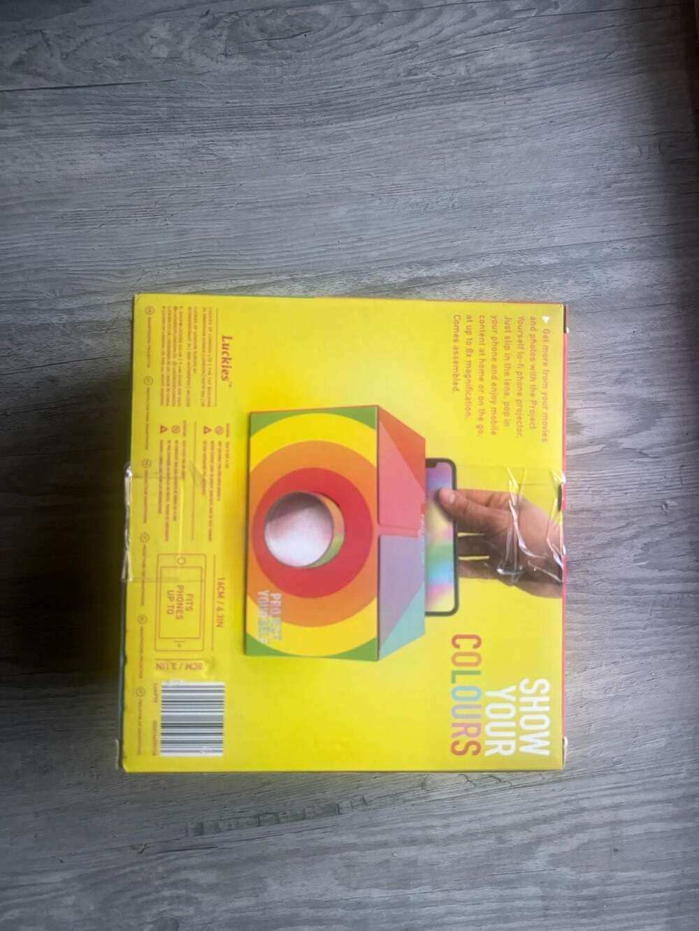 Luckies Project Yourself Lo-Fi Smartphone Projector - Rainbow Edition (Fits up t